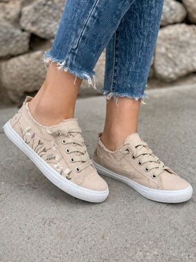 Embroidered Floral Blowfish Malibu Canvas Sneakers 7.5